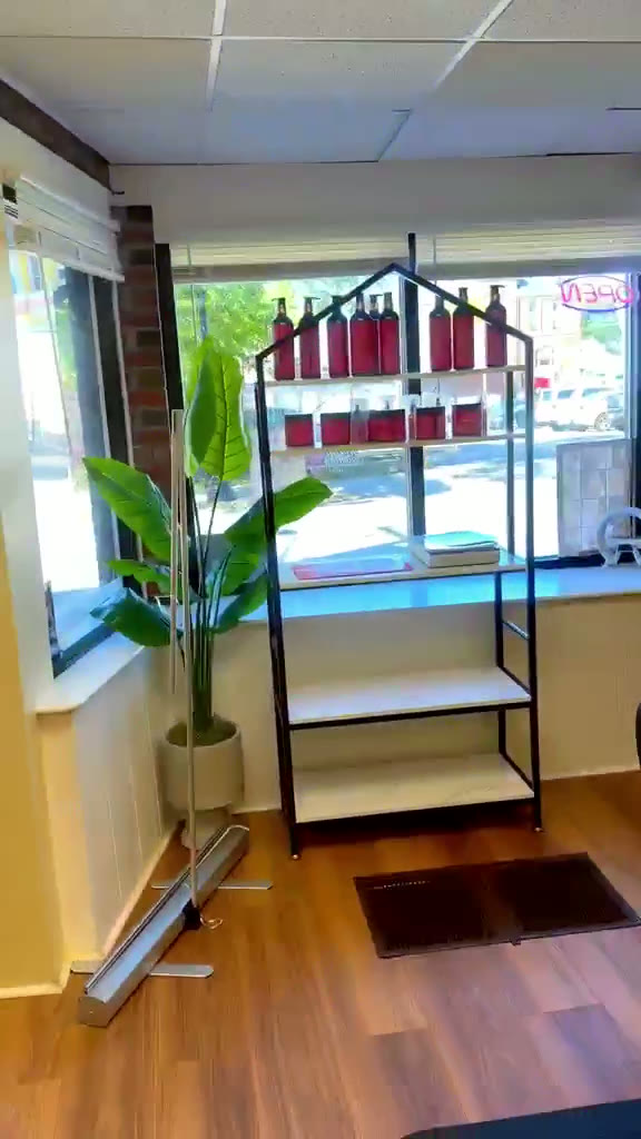 EDMICKA Beauty Salon interior, view 1